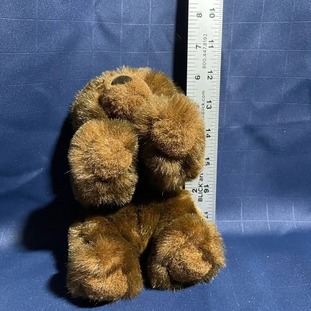 Russ Berrie & Co ‘Li’l Grizzly’ brown plush 8” bear EUC